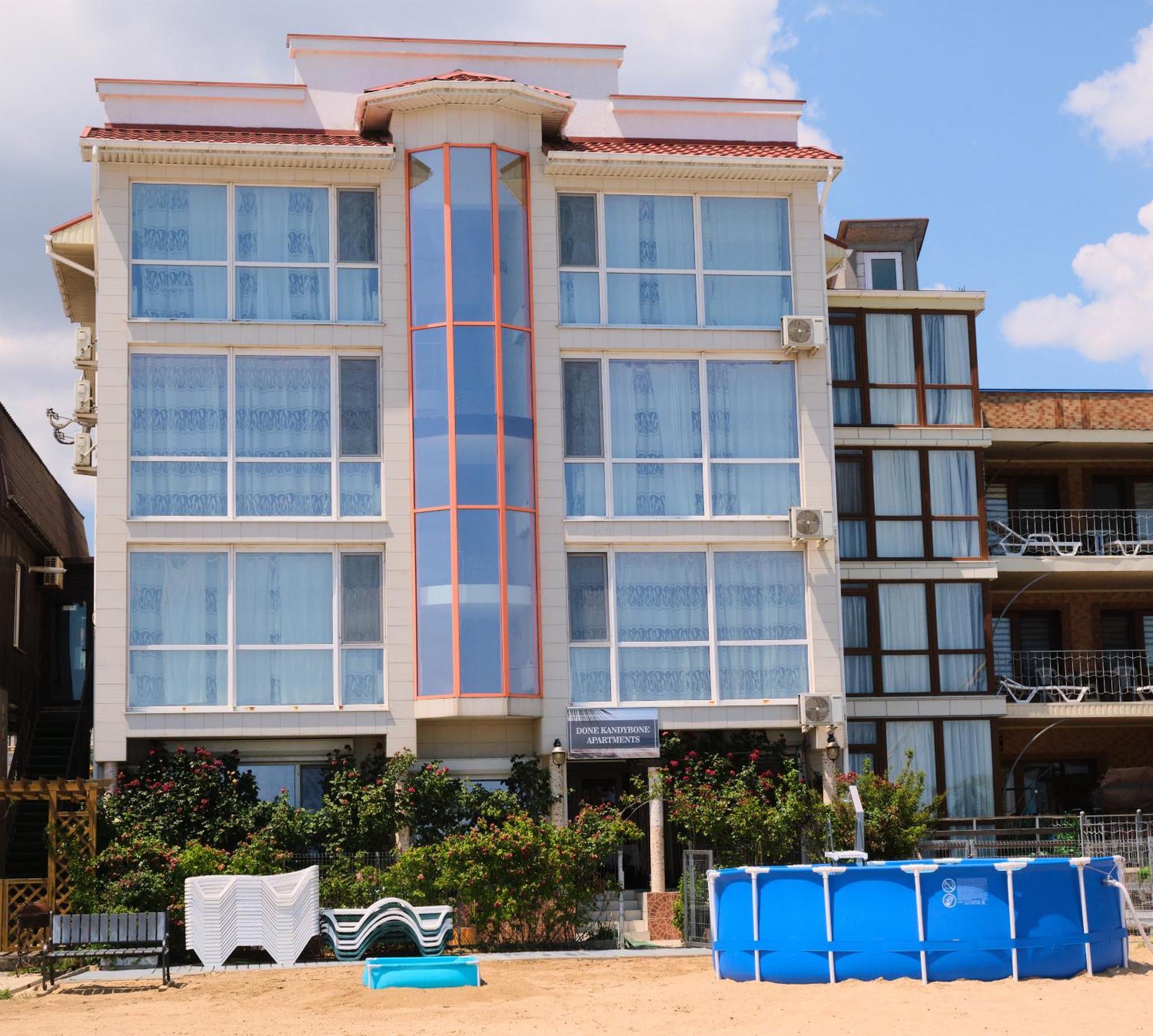 Done Kandybone Apartments Burlach'ya Balka Екстериор снимка