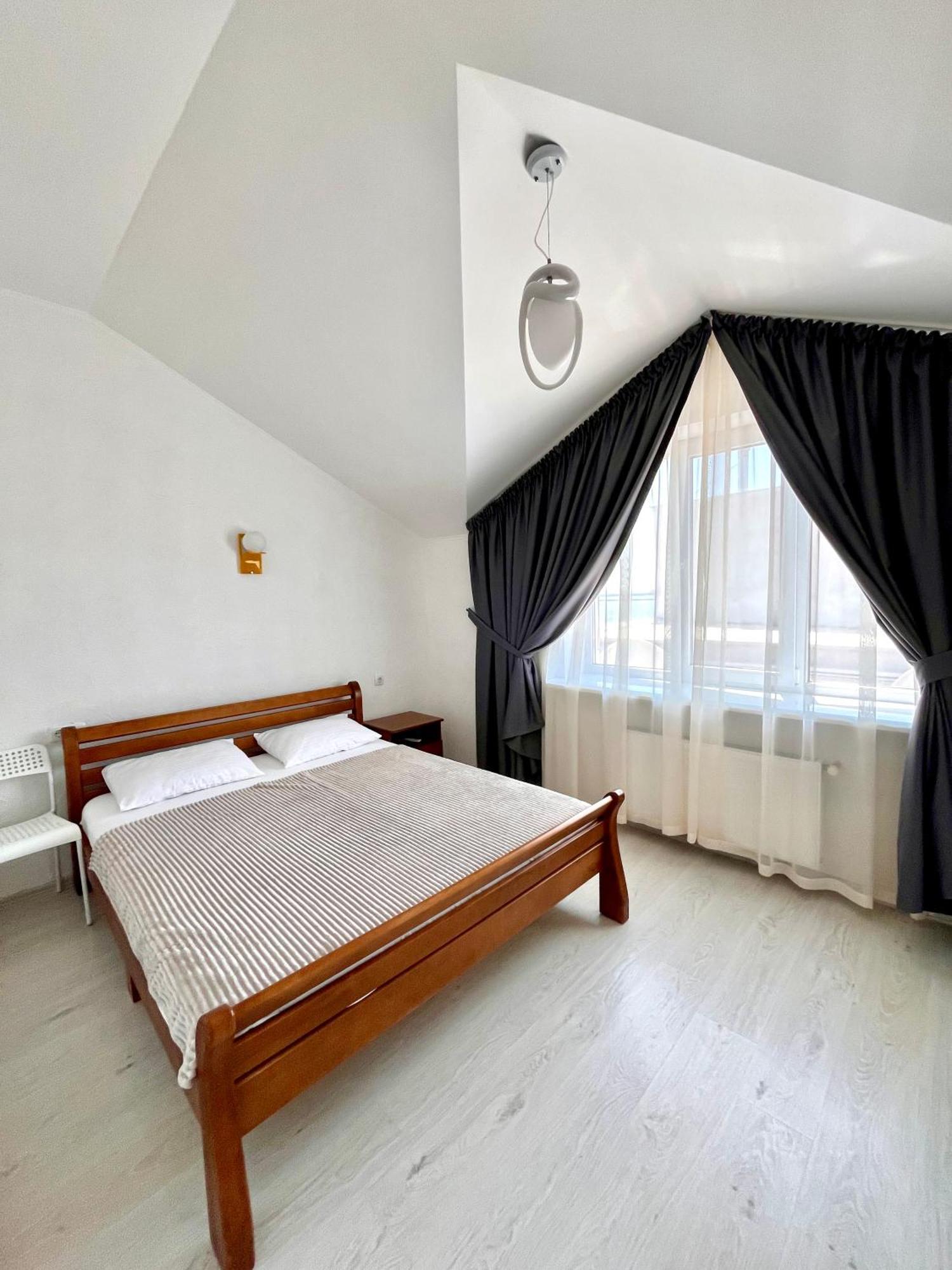 Done Kandybone Apartments Burlach'ya Balka Екстериор снимка